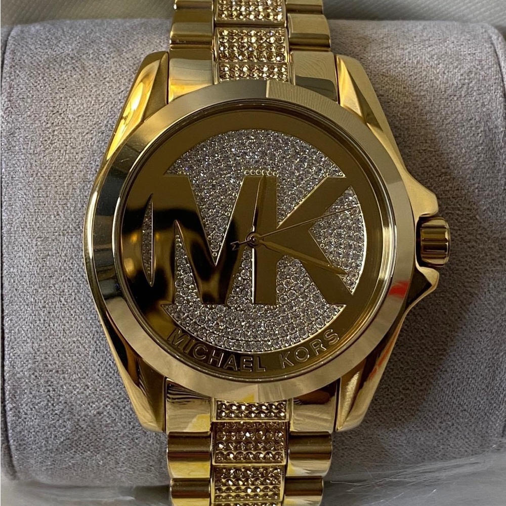 MK6487 - Michael Kors Women’s Bradshaw Gold-Tone Watch - Picture 2 of 13